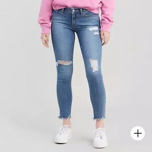 Sold on Merc Levi’s 711 Ripped Skinny